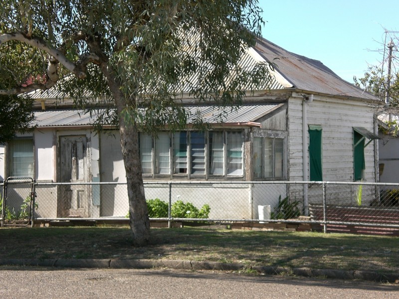 8 & 300-302  Alice/Morton Street, Moree NSW 2400