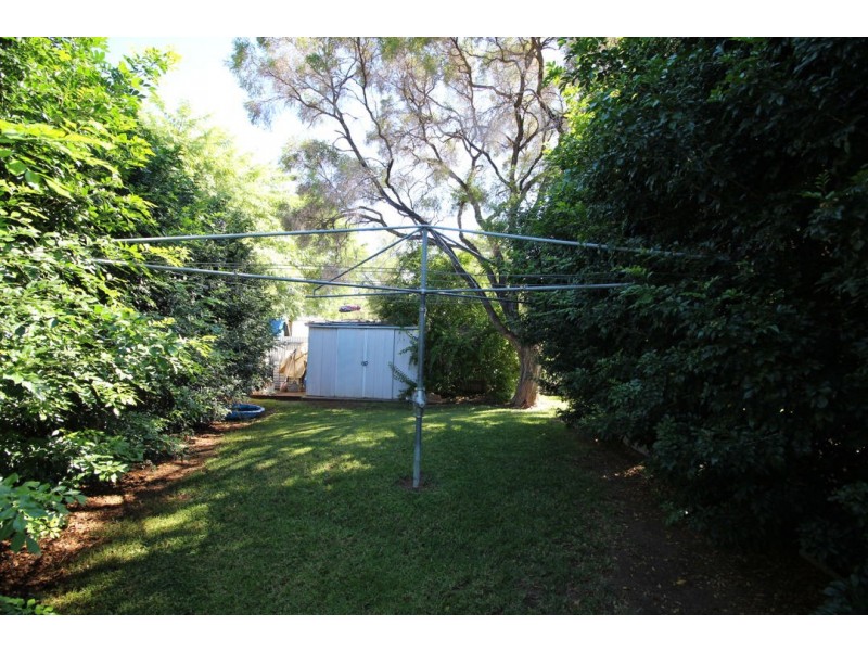 1 LORNA RAE AVENUE, Moree NSW 2400