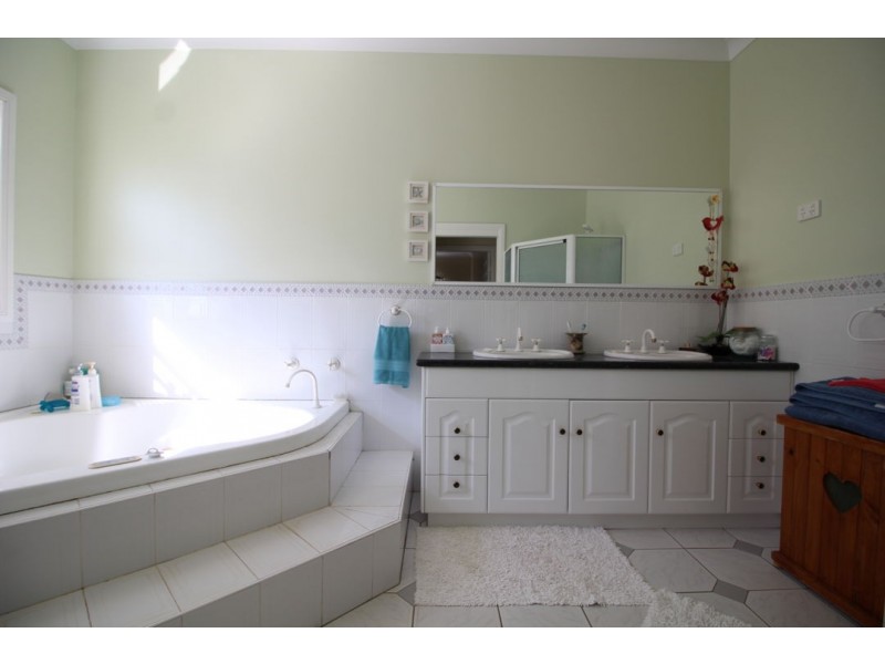 92 CHINAMANS LANE, Moree NSW 2400