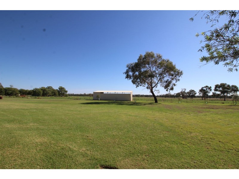 92 CHINAMANS LANE, Moree NSW 2400