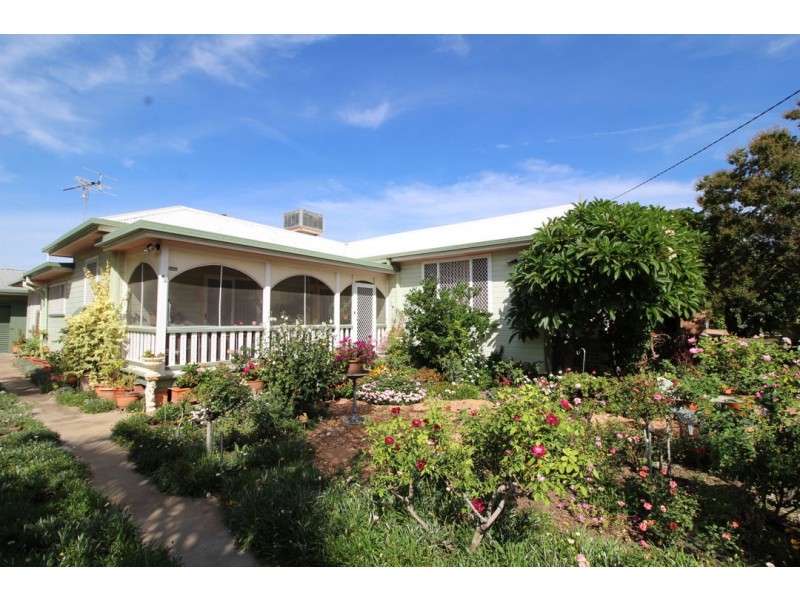 42 GWYDIR STREET, Moree NSW 2400
