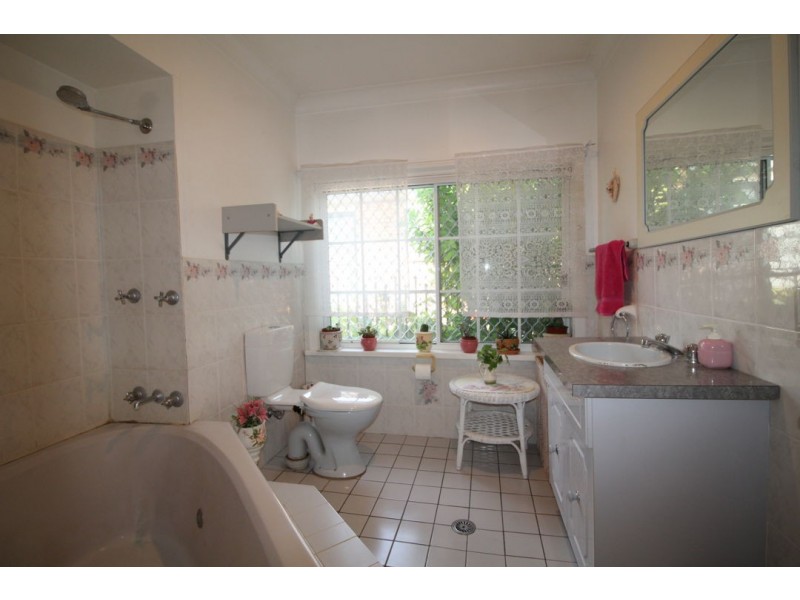 42 GWYDIR STREET, Moree NSW 2400