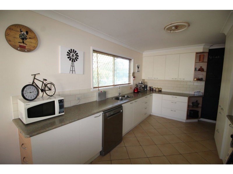 21 KAMILAROI DRIVE, Moree NSW 2400