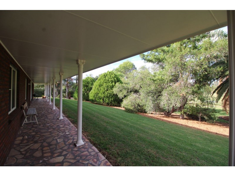 100 KOOROOGAMMA ROAD, Moree NSW 2400