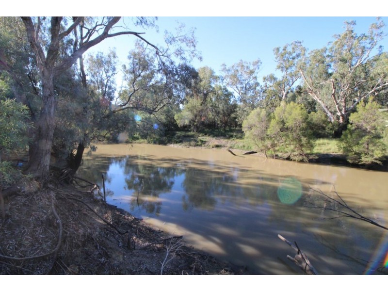 “GLANVILLE”, Mungindi NSW 2406