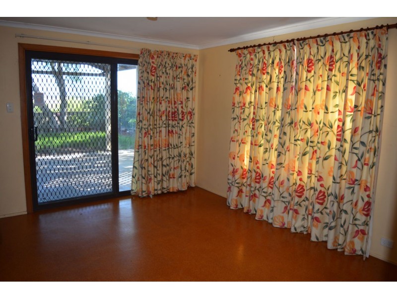 5 MAPLE AVENUE, Moree NSW 2400