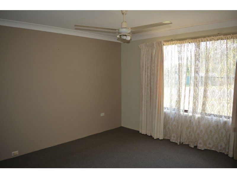 5 MAPLE AVENUE, Moree NSW 2400