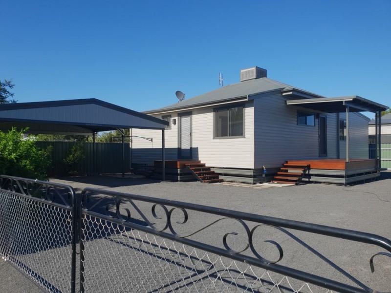 30A & 30B Mackenzie Street, Moree NSW 2400