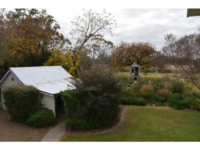 “HAWKS NEST” MUNGINDI ROAD, Moree NSW 2400