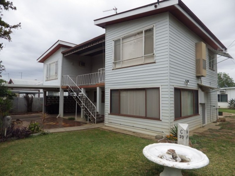 7 Oak Street, Moree NSW 2400