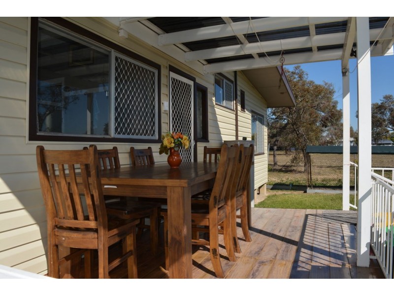 29 CAROL AVENUE, Moree NSW 2400
