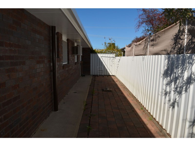 Unit 1/129 HEBER STREET, Moree NSW 2400
