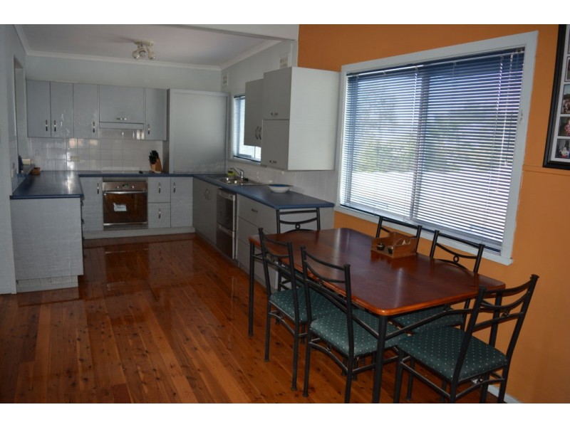 24 EDWARD STREET, Moree NSW 2400