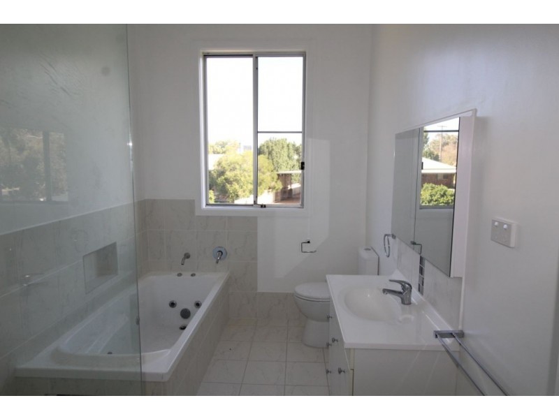 39 KAMILAROI DRIVE, Moree NSW 2400