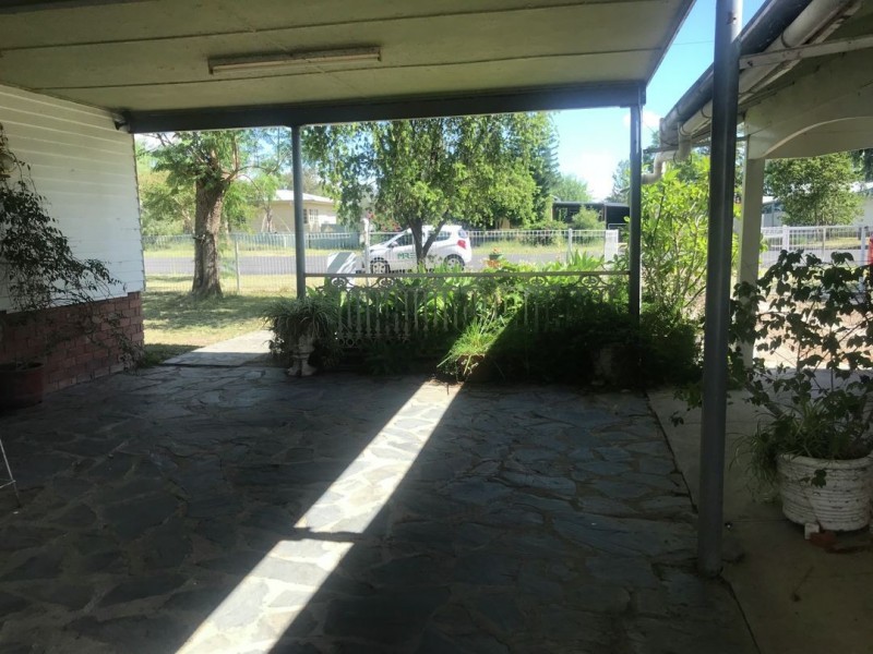11 Adelaide Street, Moree NSW 2400