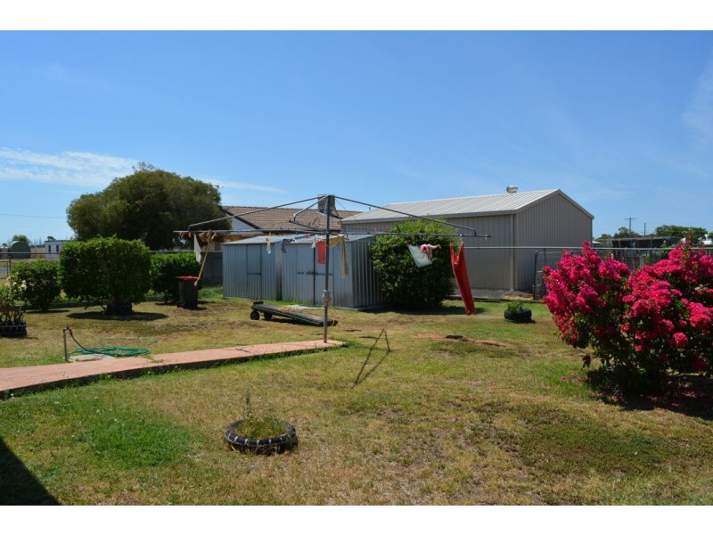 23 WATTLE CRESCENT, Moree NSW 2400