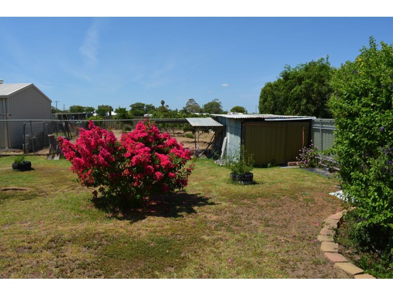 23 WATTLE CRESCENT, Moree NSW 2400