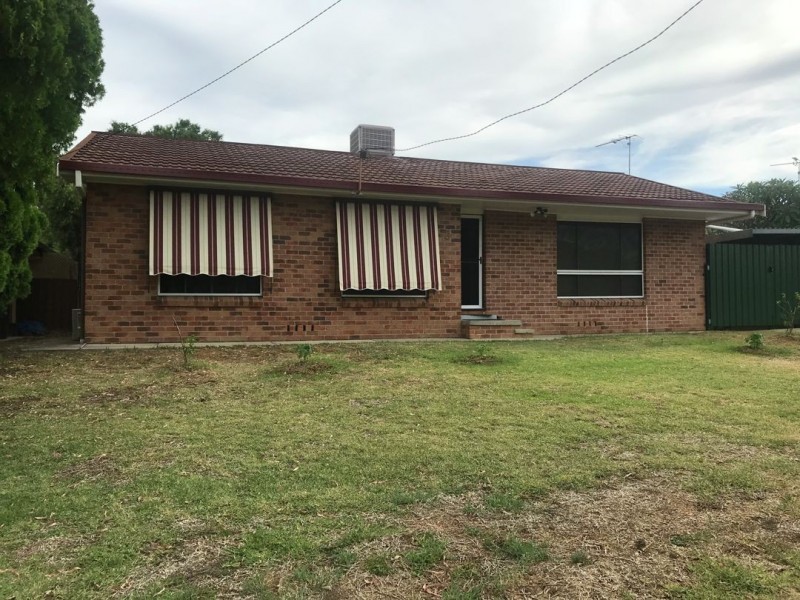 6 Helensvale Avenue, Moree NSW 2400