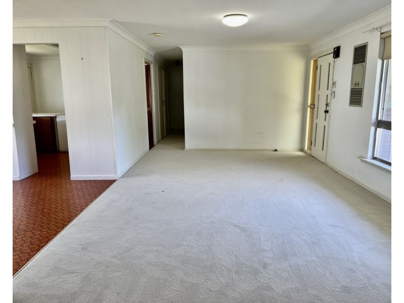33 Kamilaroi Drive, Moree NSW 2400
