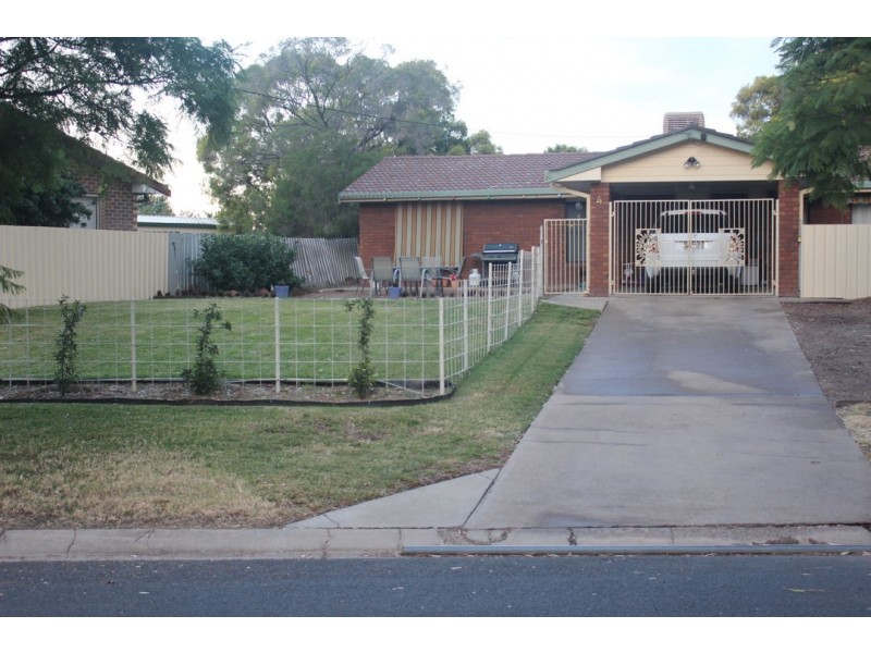 4 JACARANDA DRIVE, Moree NSW 2400