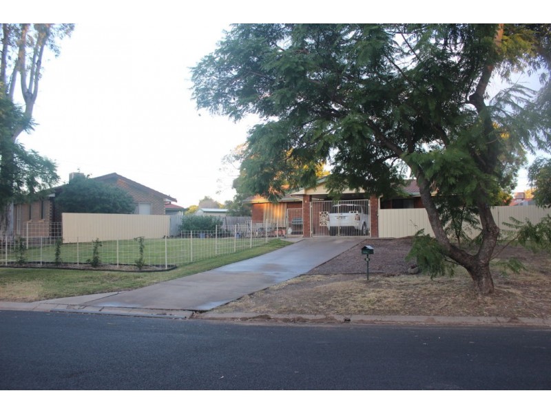 4 JACARANDA DRIVE, Moree NSW 2400
