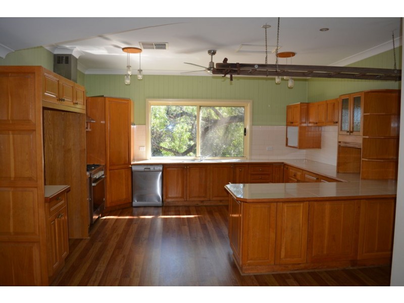 19 CARNARVON HIGHWAY, Moree NSW 2400