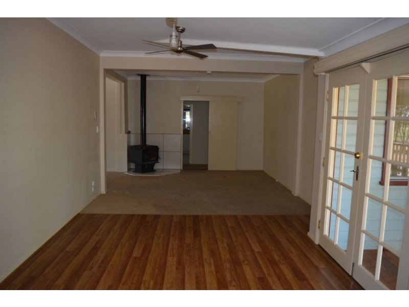 19 CARNARVON HIGHWAY, Moree NSW 2400