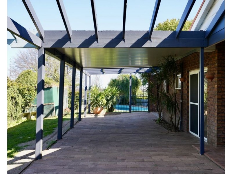 5 MYALL PLACE, Moree NSW 2400