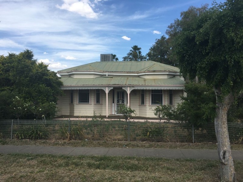 318322 Warialda street, Moree NSW 2400 Moree Real Estate Withdrawn