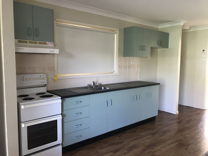 2 18a Jacaranda Drive, Moree NSW 2400