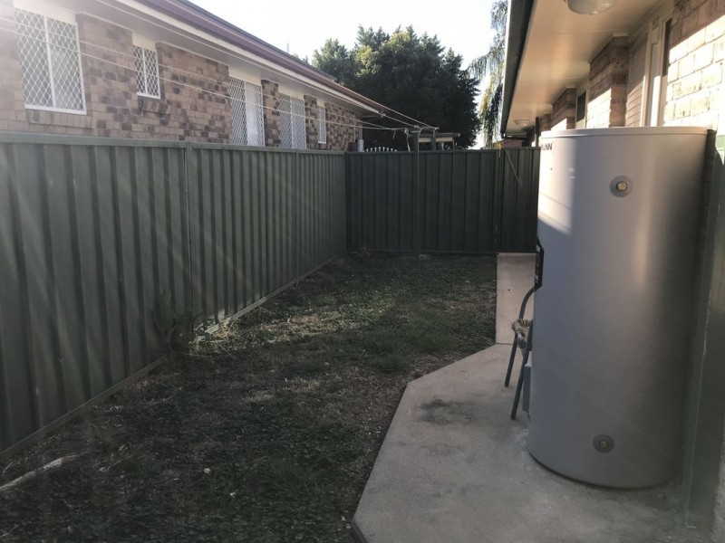 2 18a Jacaranda Drive, Moree NSW 2400