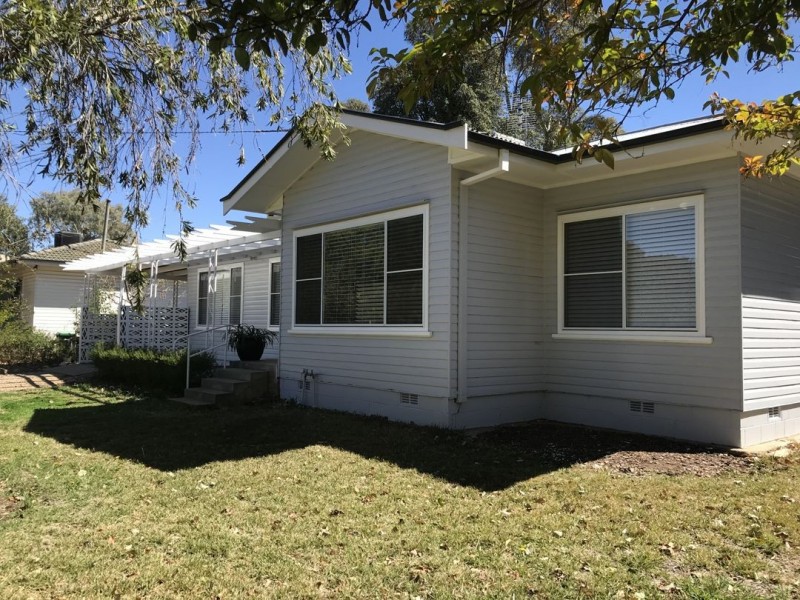 15 Tirzah Street, Moree NSW 2400