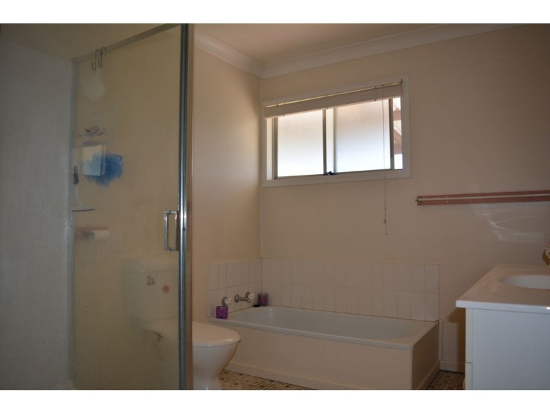 8 GWYDIR STREET, Pallamallawa NSW 2399