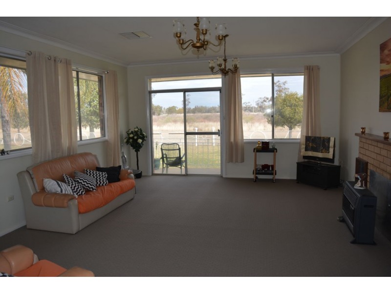 “YULINGA” 93 STOCKMANS ROAD, Moree NSW 2400