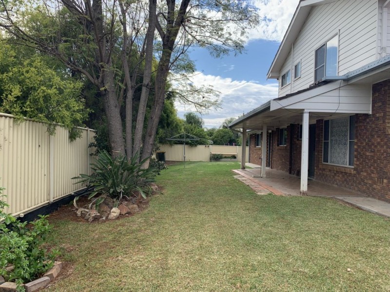 10 Myall Place, Moree NSW 2400