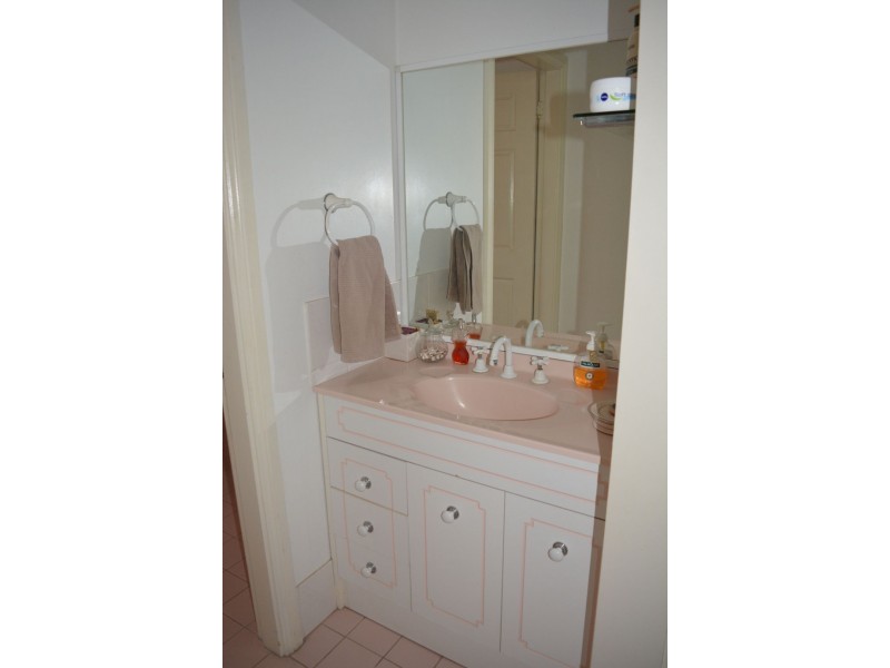 2/62 Edward Street, Moree NSW 2400