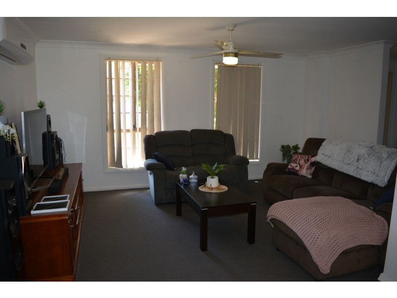 4 MARY MACKILLOP PLACE, Moree NSW 2400