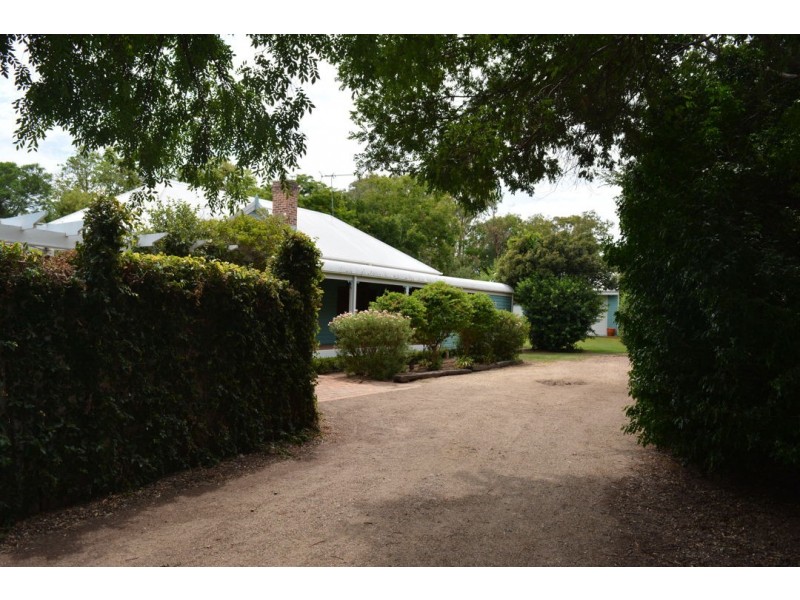 12 MERINDAH AVENUE, Moree NSW 2400