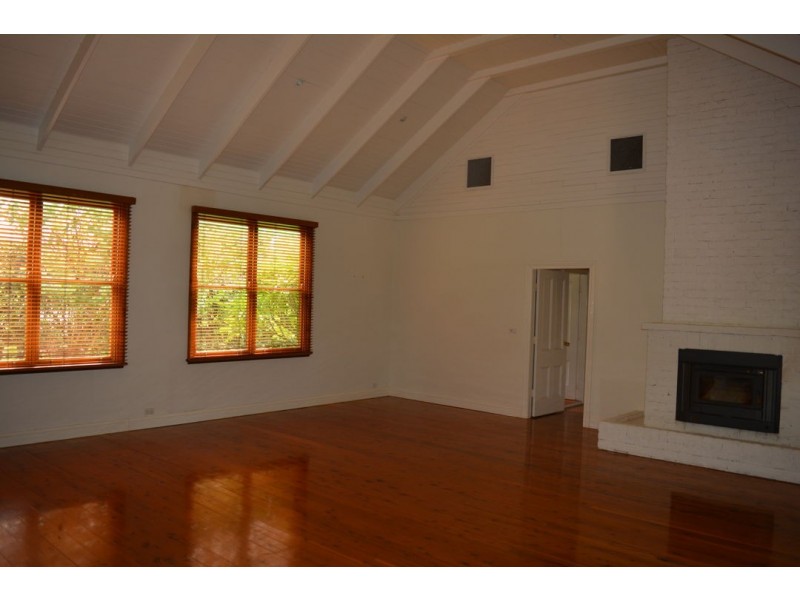 12 MERINDAH AVENUE, Moree NSW 2400