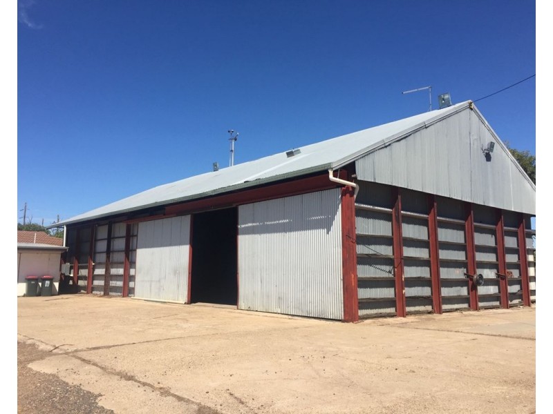 10 Bullus Drive, Moree NSW 2400