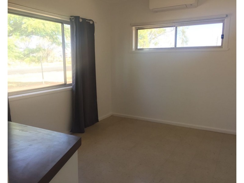 10 Bullus Drive, Moree NSW 2400