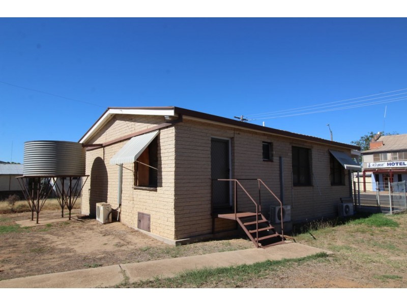 26 BATHURST STREET, Brewarrina NSW 2839