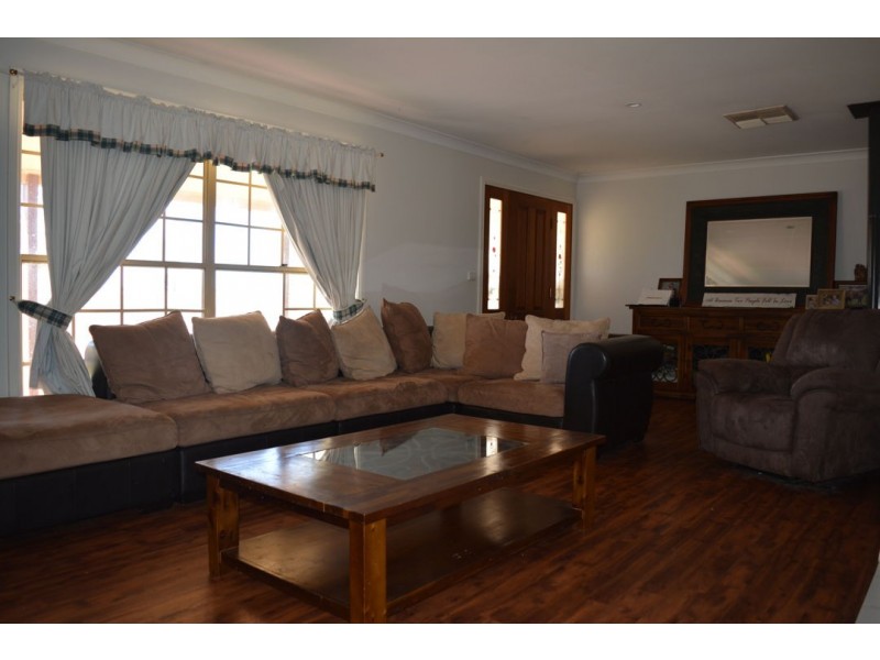 “SIKYLA PARK” 100 BARTON PLAINS ROAD, Moree NSW 2400