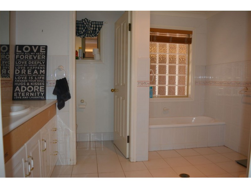 “SIKYLA PARK” 100 BARTON PLAINS ROAD, Moree NSW 2400