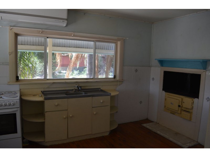 28 BLAKE STREET, Pallamallawa NSW 2399