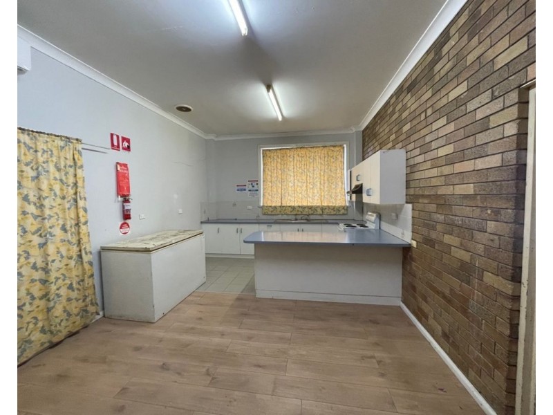 100 Amaroo Drive, Moree NSW 2400