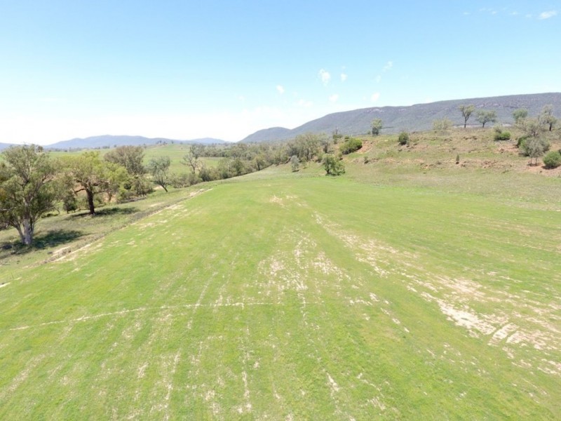 Roxburgh, 302 Caroda Road, Upper Horton NSW 2347