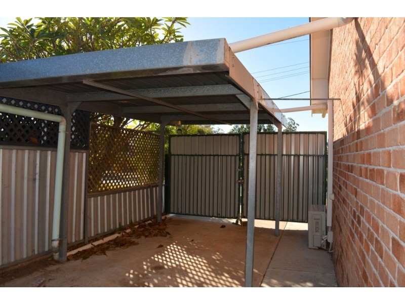 6 HELENSVALE AVENUE, Moree NSW 2400