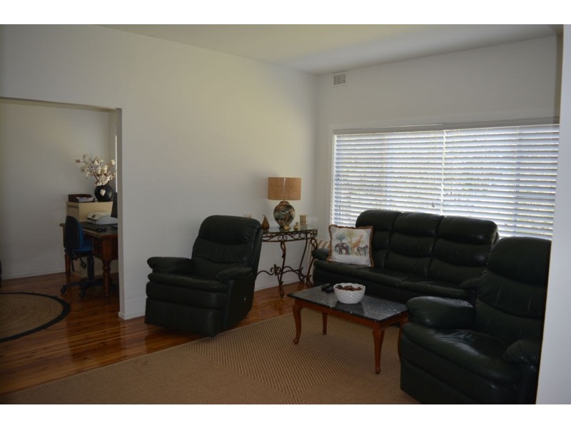 15 TIRZAH STREET, Moree NSW 2400