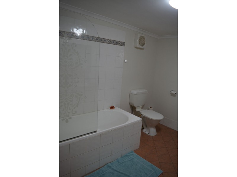 22 COURALLIE STREET, Moree NSW 2400